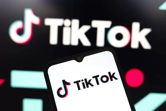 TikTok Restores Service In US, Thanking Trump