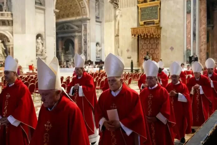 Cardinals finally enter Sistine Chapel as Conclave to elect new Pope begins
