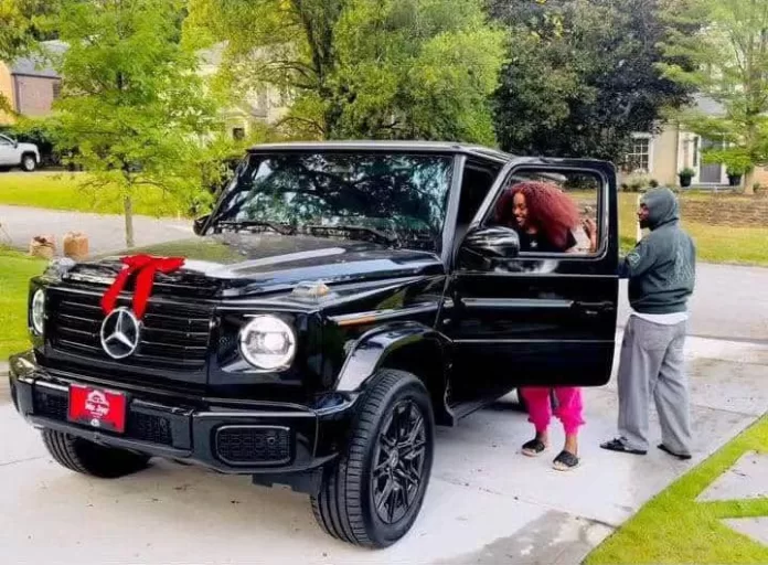 Davido gifts wife Chioma 2025 G-Wagon