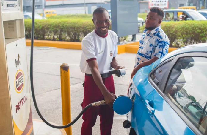 Report MRS Stations Selling Petrol Above ₦739, Dangote Refinery Tells Nigerians