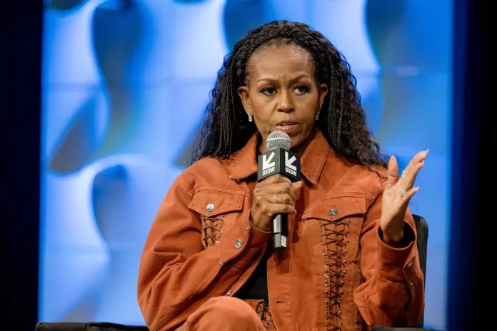 “Don’t rush to move in – Michelle Obama advises women